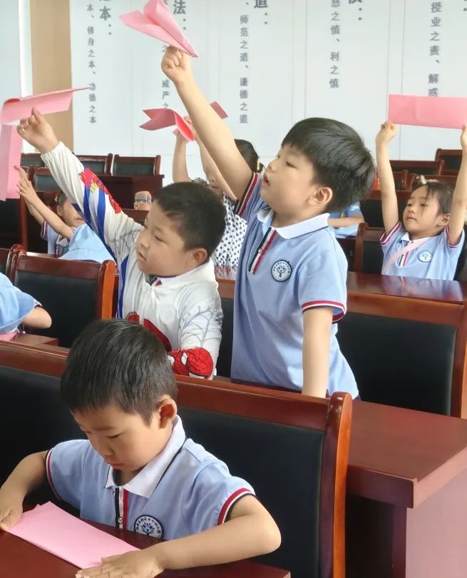 小学初体验 衔接促成长|国宾府幼儿园大班参访淮师附小山南第十五小学 第2张