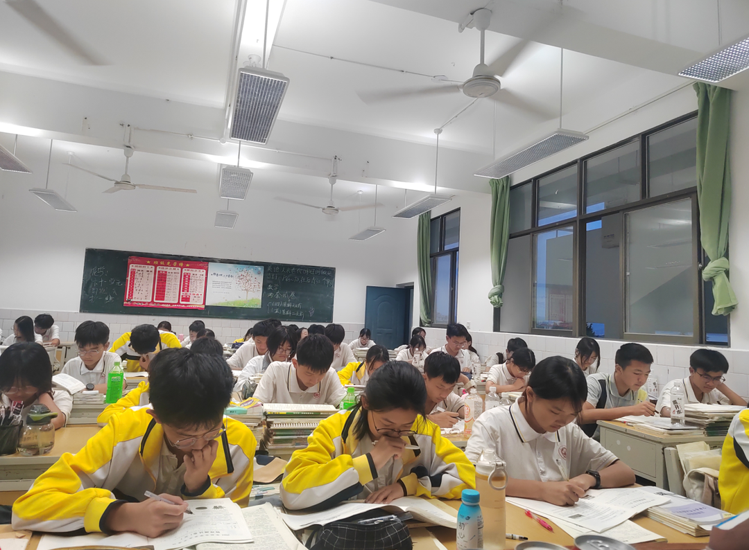考前突破,助力中考——初21级物理知识竞赛 第9张