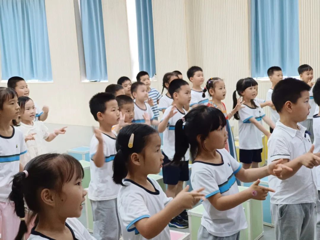 你好,小学!丨南昌市红谷滩区香域尚城幼儿园2024年参观小学活动 第26张 你好,小学!丨南昌市红谷滩区香域尚城幼儿园2024年参观小学活动 第26张