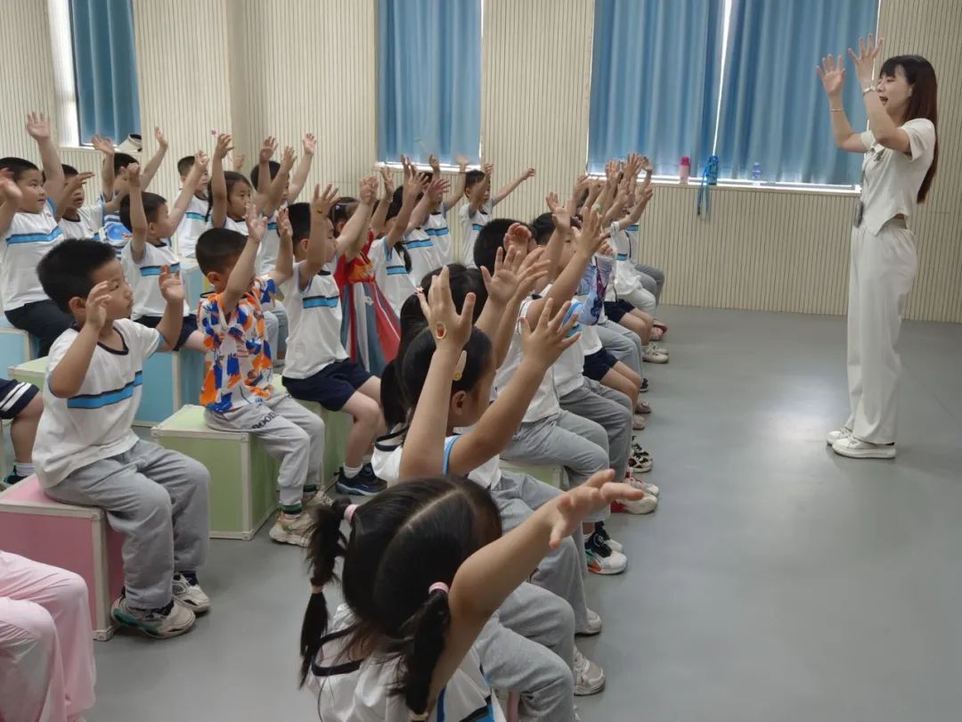 你好,小学!丨南昌市红谷滩区香域尚城幼儿园2024年参观小学活动 第24张 你好,小学!丨南昌市红谷滩区香域尚城幼儿园2024年参观小学活动 第24张