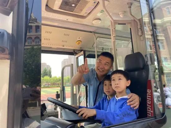丽贤小学:公交进校园!带来“沉浸式”交通安全课 第3张