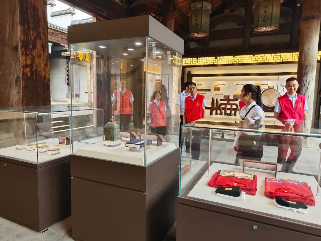 义乌市察院厅小学党支部开展参访察院厅廉洁文化教育基地活动 第18张