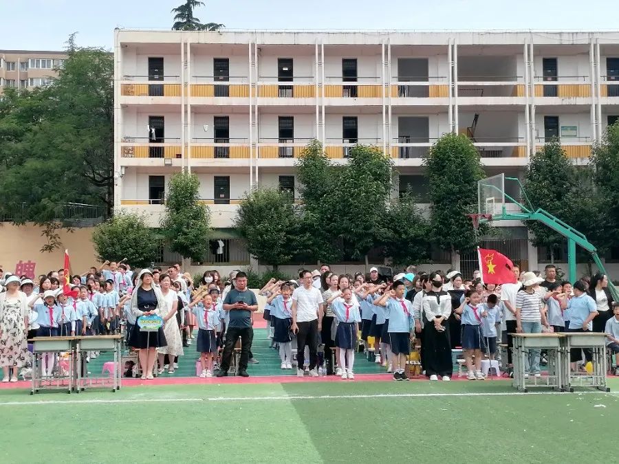 不负时光  感恩成长——杨陵区张家岗小学举行2020级学生“十岁成长礼”活动 第72张