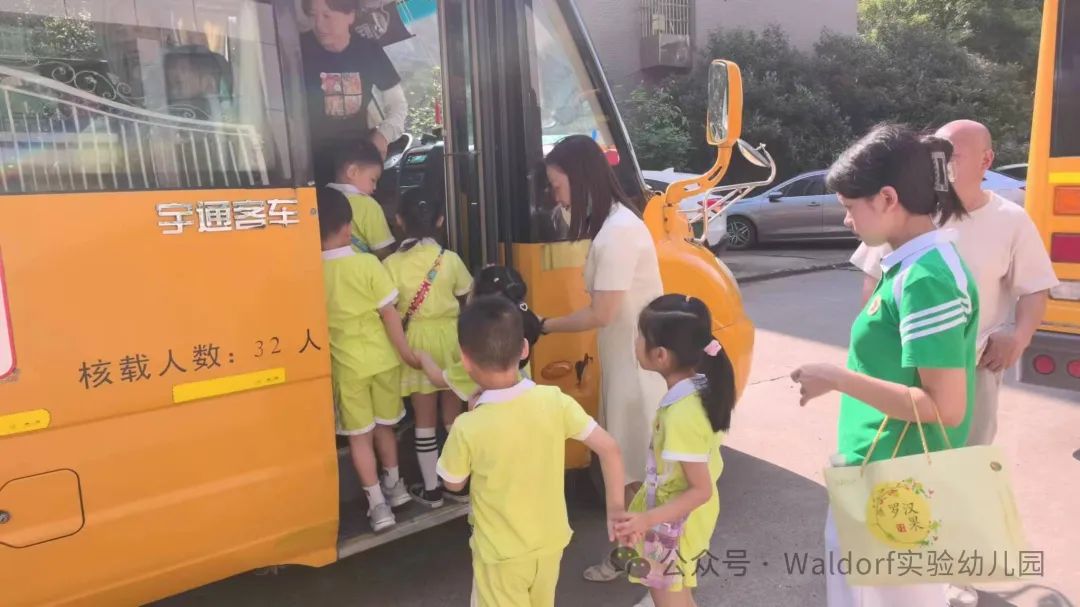 【科学幼小衔接】初探小学 • “幼”见成长——华德瑞幼儿园大班组参观小学活动 第9张