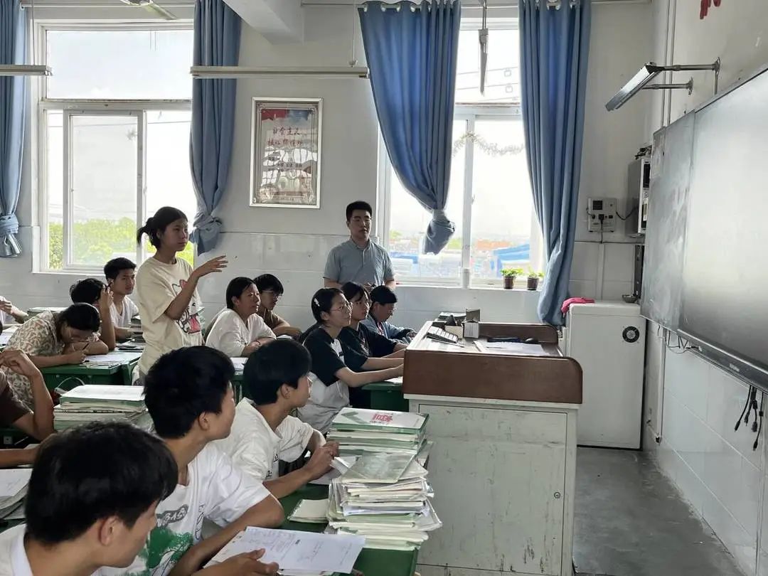群策群力备中考 筑梦中考续华章--基于核心素养的初中教学中考专题复习及作业设计活动 第15张 群策群力备中考 筑梦中考续华章--基于核心素养的初中教学中考专题复习及作业设计活动 第15张