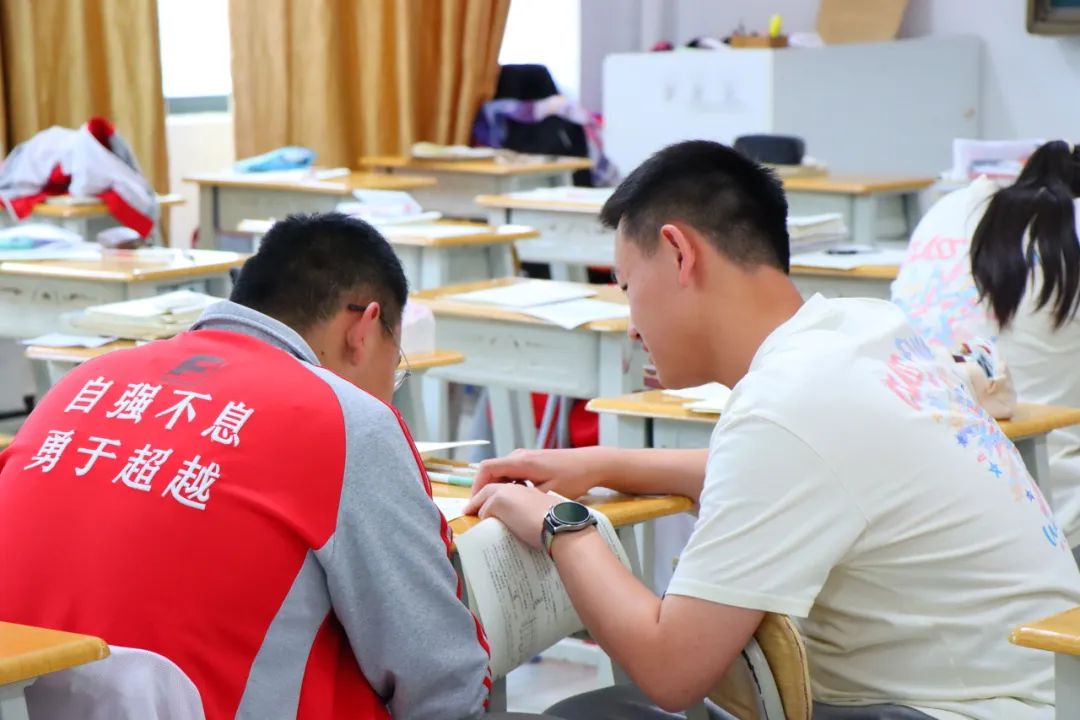 高考倒计时10天 | 十年磨砺,金榜提名! 第14张 高考倒计时10天 | 十年磨砺,金榜提名! 第14张