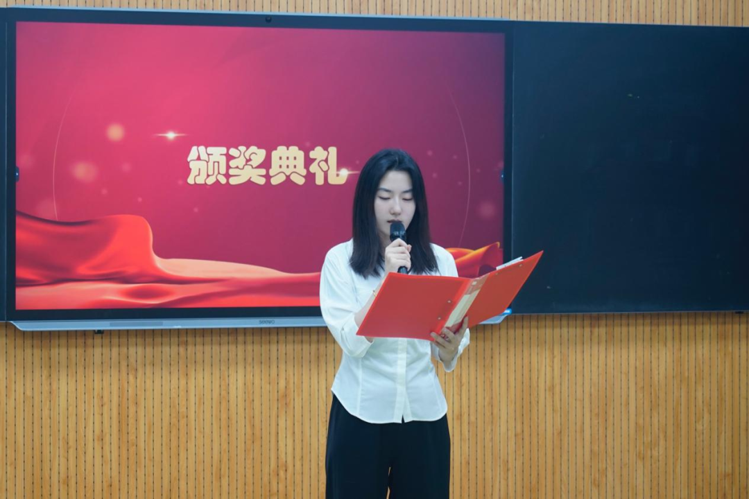 【喜报】西安经开第一小学第三届学生信息素养提升实践活动获奖名单 第1张 【喜报】西安经开第一小学第三届学生信息素养提升实践活动获奖名单 第1张