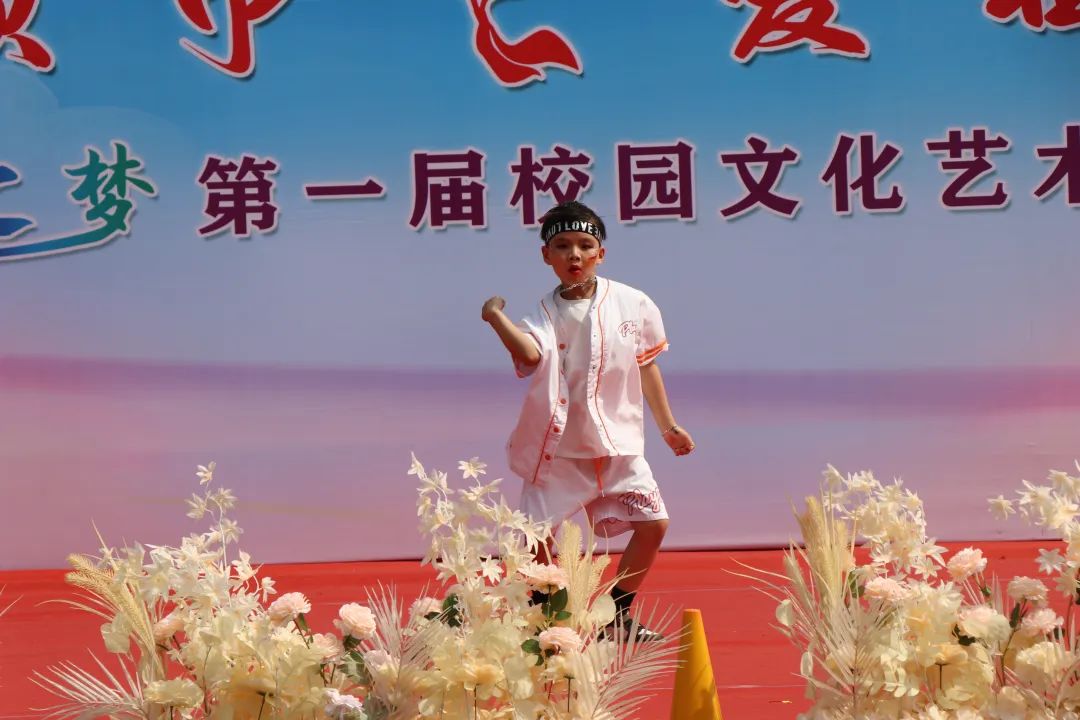 瓜坡镇中心小学红领巾·爱祖国“悦之梦”第一届校园文化艺术节 第70张