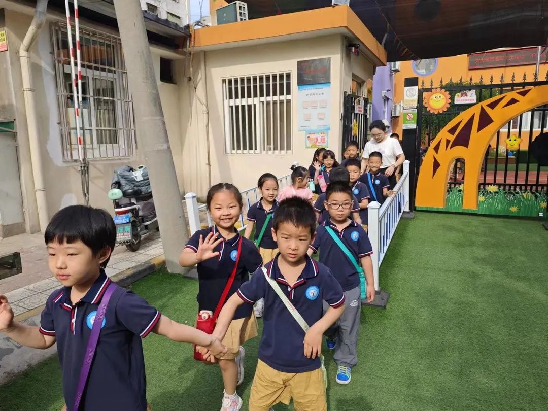 【幼小衔接】“启航 · 前方是小学”——西铁幼儿园幼小衔接系列活动(一) 第4张