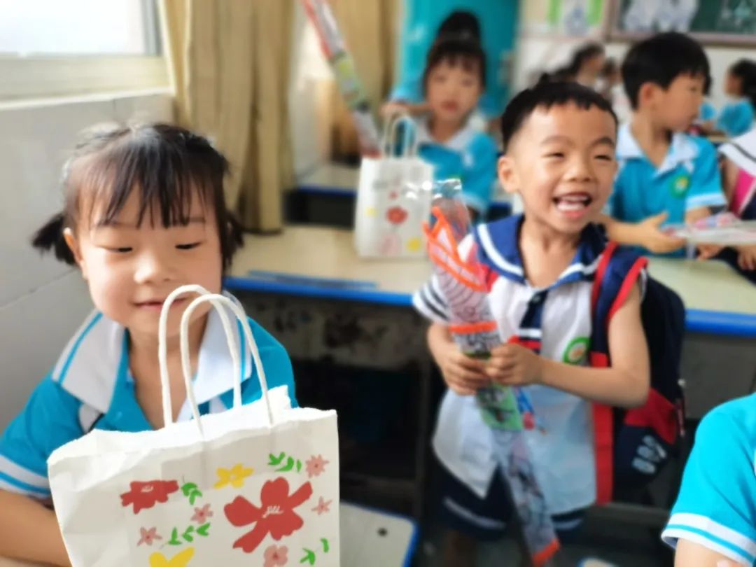 小学初体验,衔接助成长——龙南市龙洲小学幼小衔接之参观校园活动 第38张