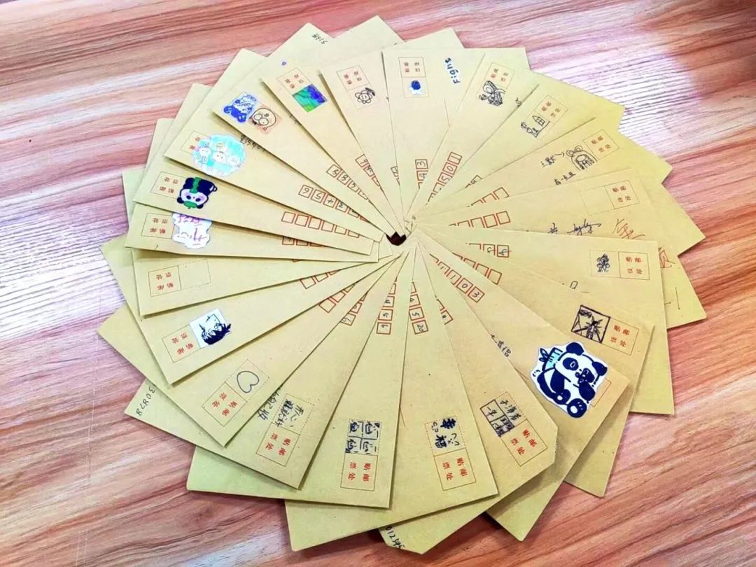 关注心灵成长 拥抱美好未来——上河城小学2024年“5·25”心理健康节圆满落幕 第16张 关注心灵成长 拥抱美好未来——上河城小学2024年“5·25”心理健康节圆满落幕 第16张