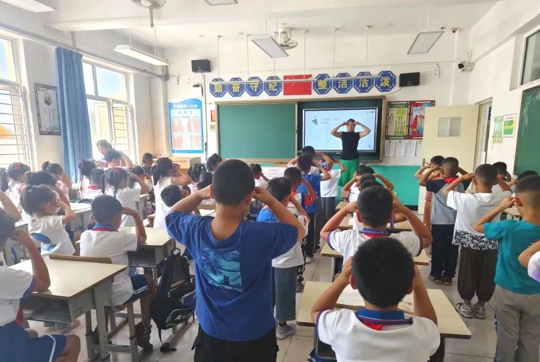 【幼小衔接】大白庄小学联合大白庄镇中心幼儿园开展了“探秘小学,快乐衔接”的活动 第11张 【幼小衔接】大白庄小学联合大白庄镇中心幼儿园开展了“探秘小学,快乐衔接”的活动 第11张