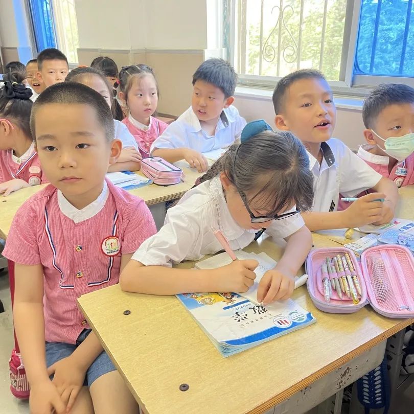 “趣”见小学,“幼”见美好——黄河小学接待三所幼儿园参观活动 第58张