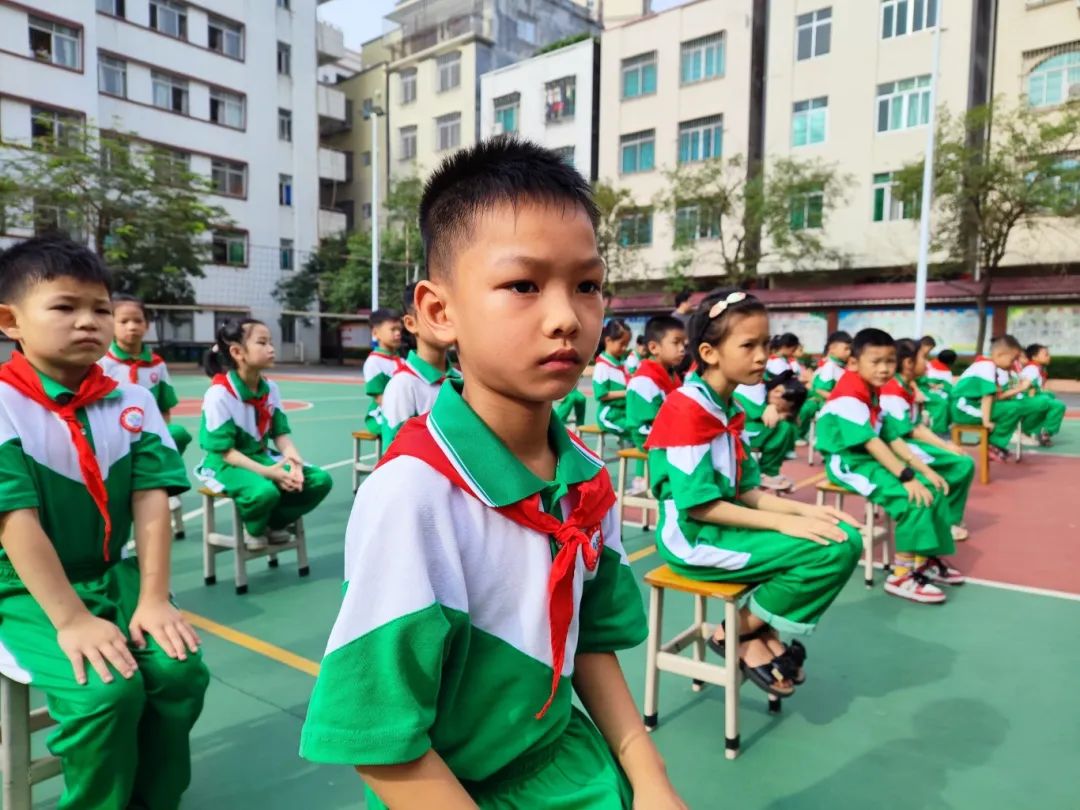 化州市实验小学2024年“六一”入队仪式暨红领巾奖章颁奖活动 第54张