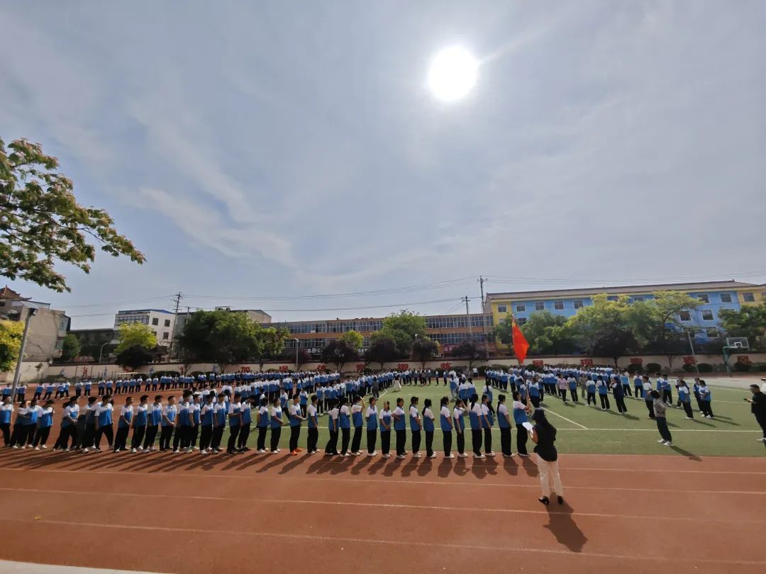 凝心聚力 决胜中考 | 稷峰二中初三学生考前团辅活动 第23张