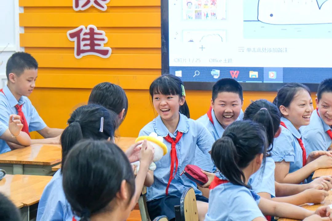 【青教杯】静•美|一窥小学 灵动自然 第39张 【青教杯】静•美|一窥小学 灵动自然 第39张