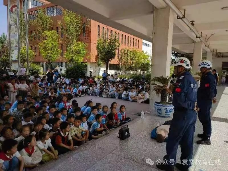 袁寨中心小学:开展专业培训 提升自救本领 第1张 袁寨中心小学:开展专业培训 提升自救本领 第1张