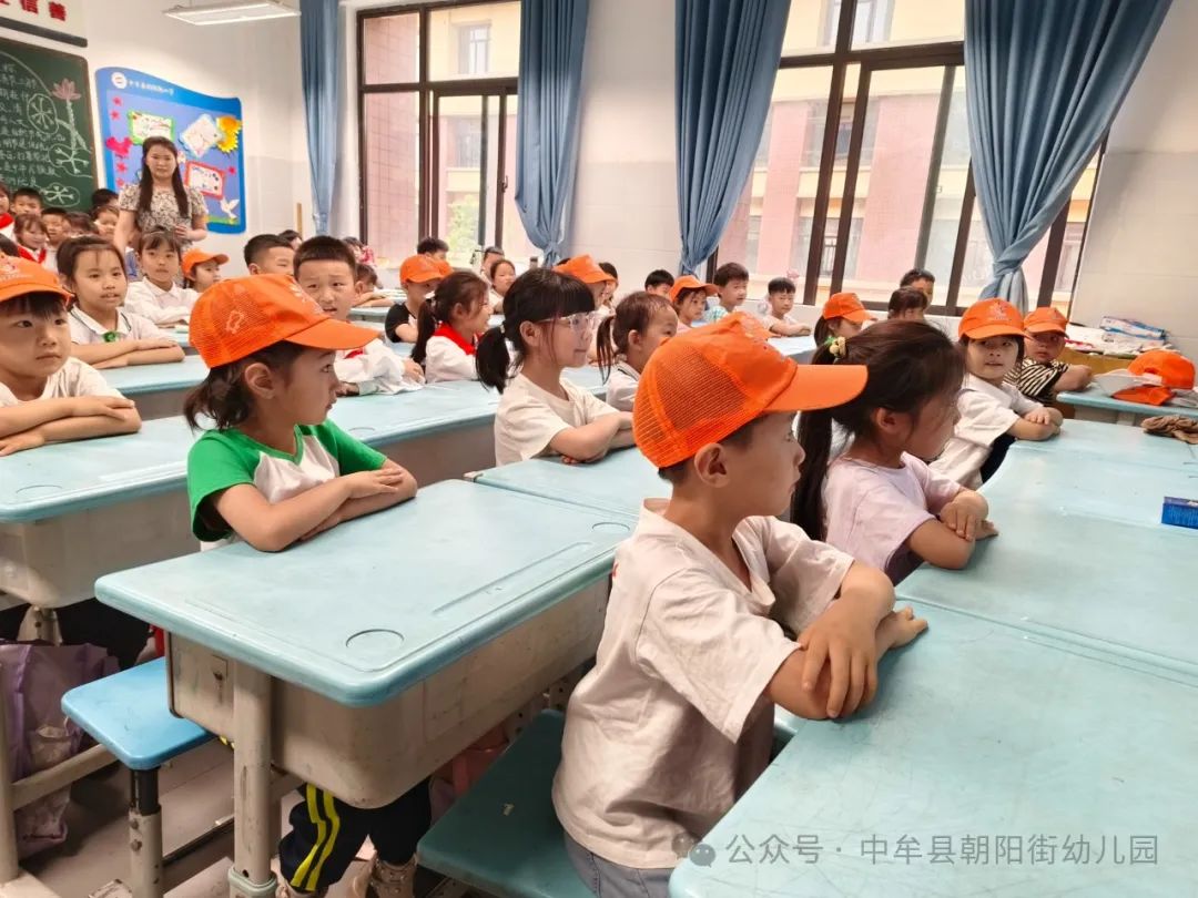 小学“慧”感知,衔接育成长——中牟县朝阳街幼儿园参观小学活动 第47张 小学“慧”感知,衔接育成长——中牟县朝阳街幼儿园参观小学活动 第47张