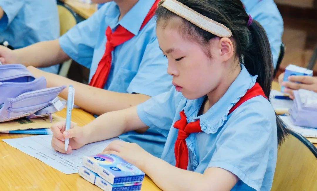 【青教杯】静•美|一窥小学 灵动自然 第6张 【青教杯】静•美|一窥小学 灵动自然 第6张