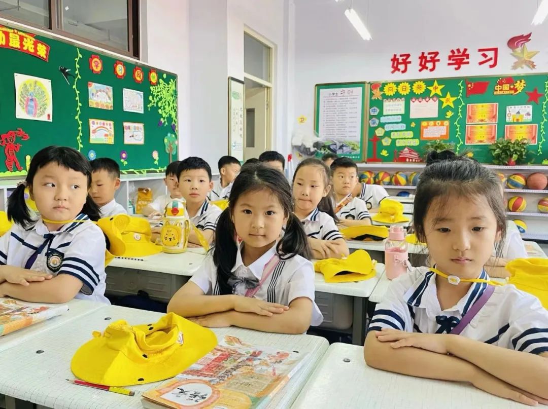 【园所动态】出发吧,“趣”小学——九曲街道中心幼儿园大班幼小衔接系列活动(三) 第23张
