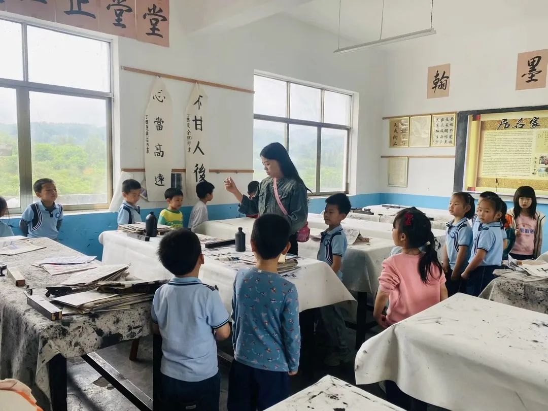 【幼小衔接】初探小学 稳步启航——经开区幼儿园幼小衔接走进小学篇 第29张 【幼小衔接】初探小学 稳步启航——经开区幼儿园幼小衔接走进小学篇 第29张