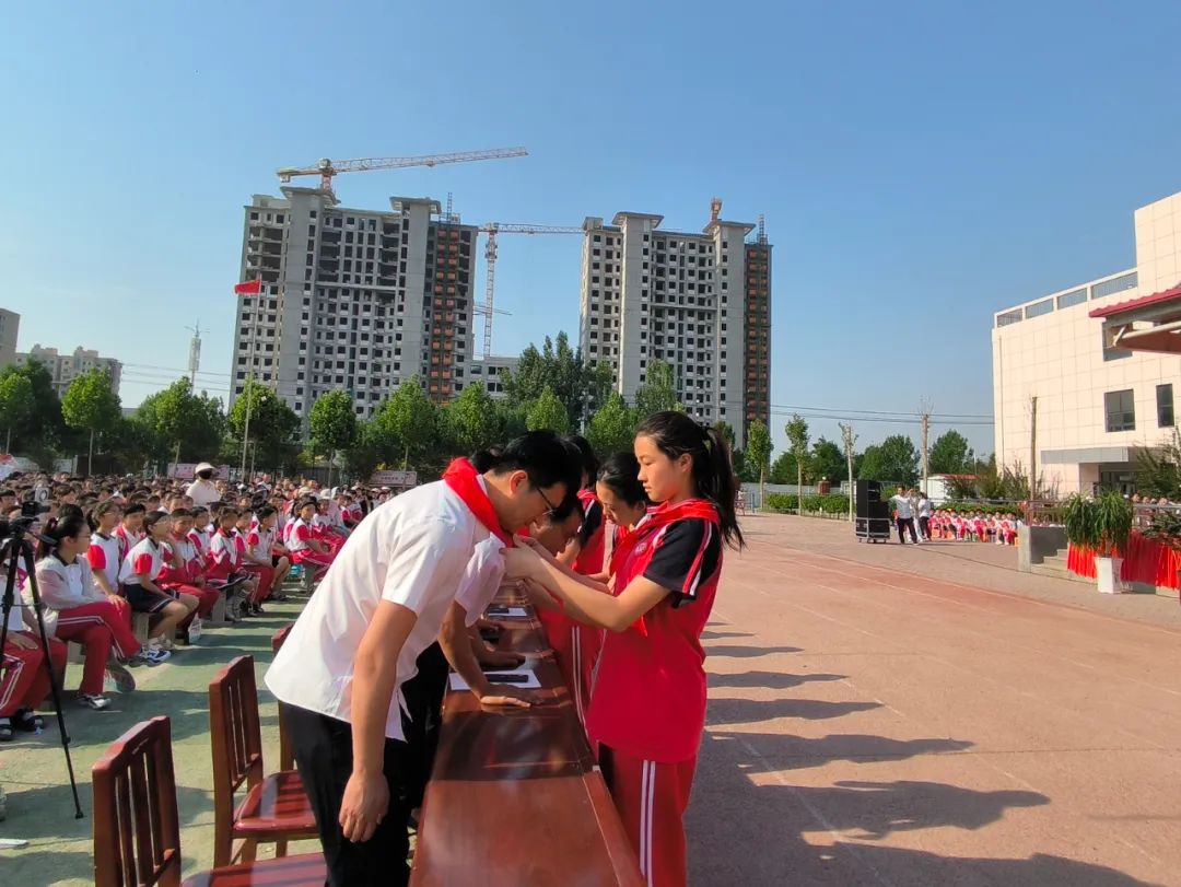 放飞中国梦 活力向未来|泰安路小学童心明德实践活动暨庆“六一”文艺汇演 第3张 放飞中国梦 活力向未来|泰安路小学童心明德实践活动暨庆“六一”文艺汇演 第3张