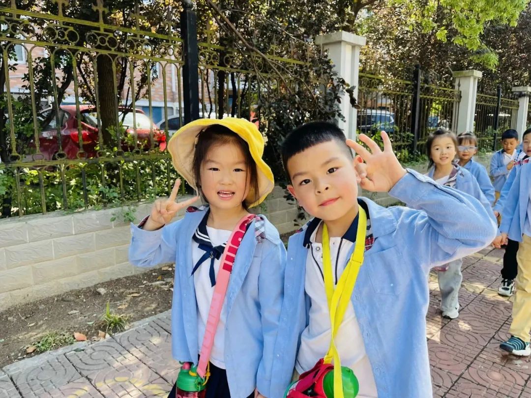 【幼小衔接】“趣”见小学,筑梦成长——紫薇幼儿园大班组入队仪式体验活动 第27张