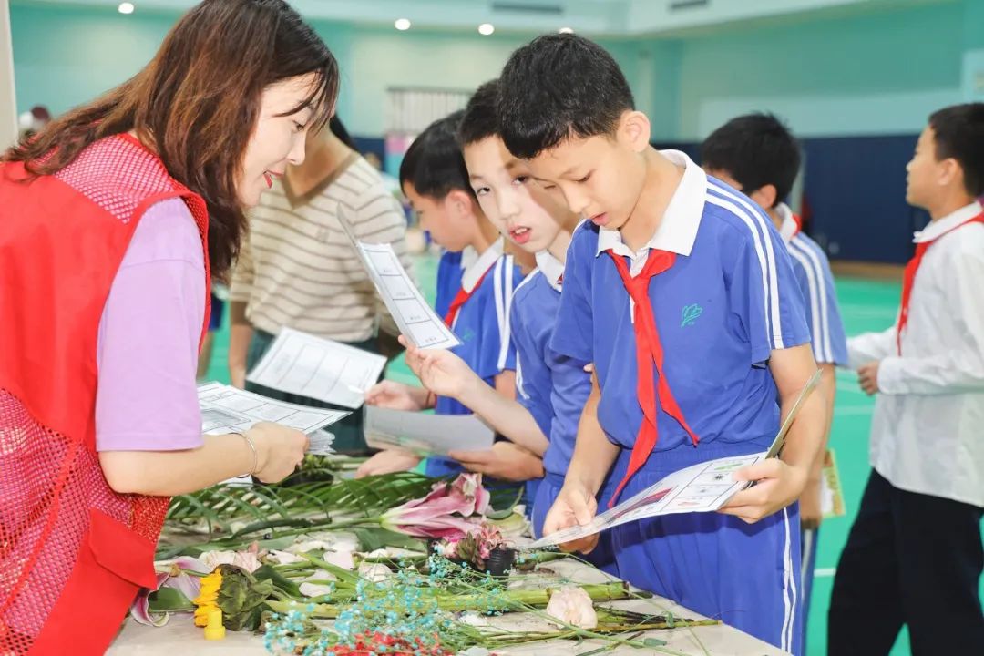 莲花山下好大一节数学课:新莲小学“空中农场的几何美学”课程长卷 第19张
