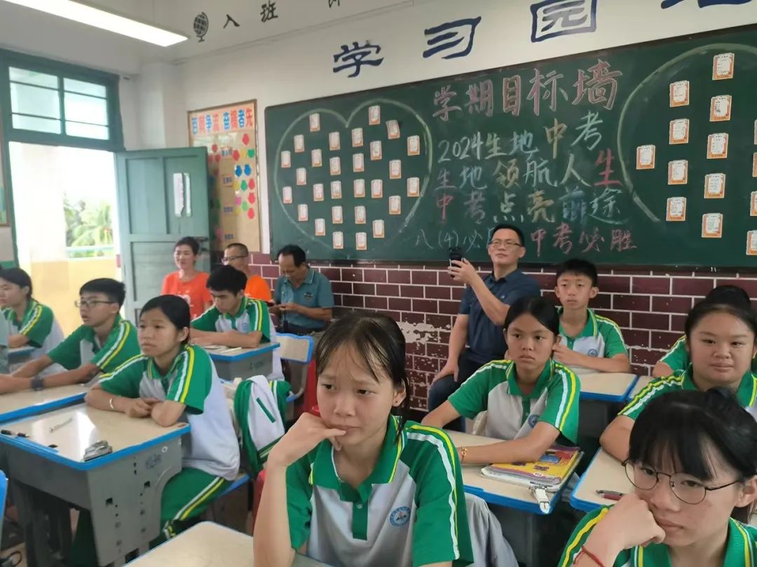 美在心灵 | 澳洲高考优才生王悦佳到温泉中学上分享课 第17张 美在心灵 | 澳洲高考优才生王悦佳到温泉中学上分享课 第17张