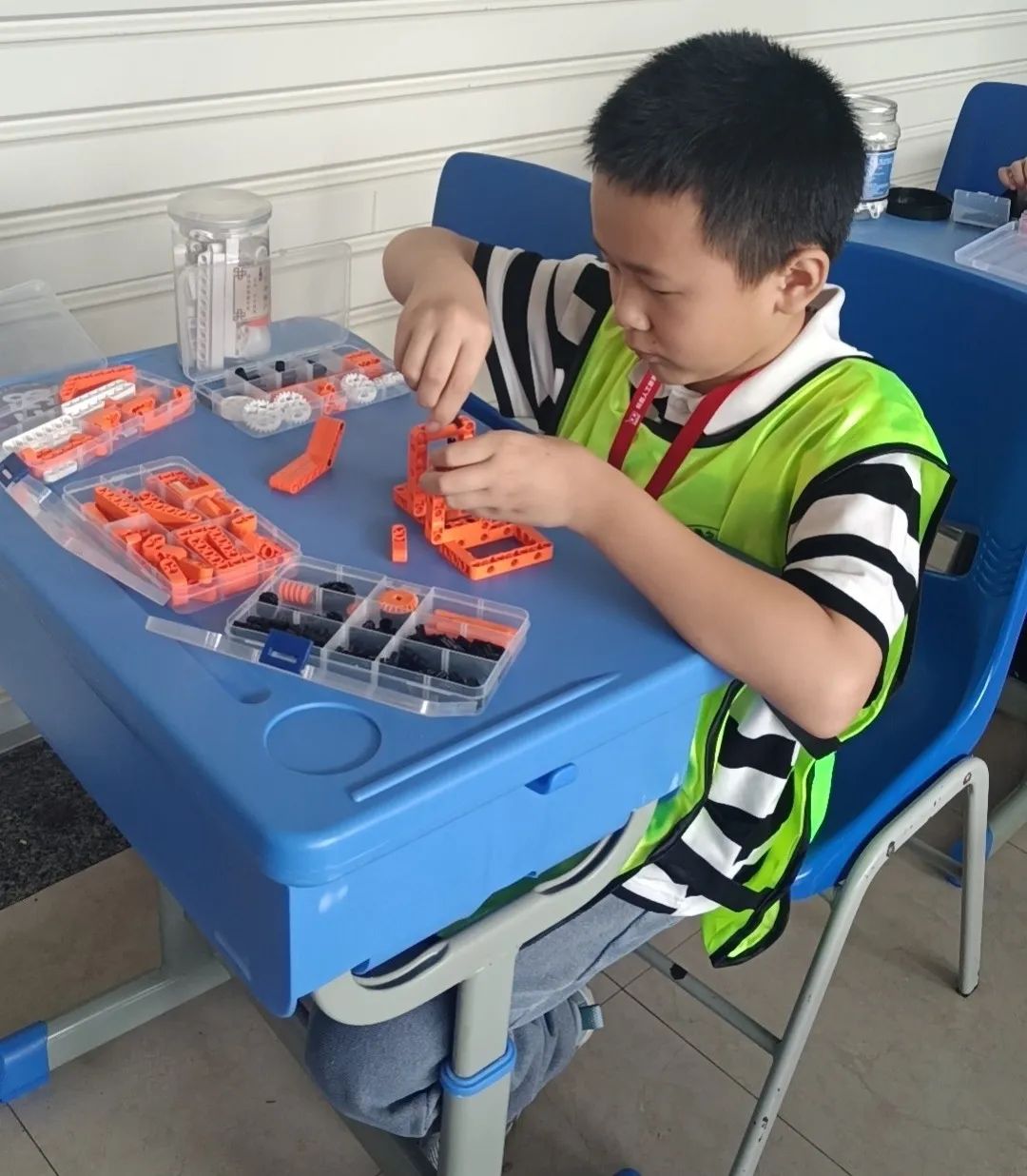喜报|平和县小溪中心小学代表队在漳州市第四届人工智能与机器人挑战赛上喜获佳绩! 第16张 喜报|平和县小溪中心小学代表队在漳州市第四届人工智能与机器人挑战赛上喜获佳绩! 第16张