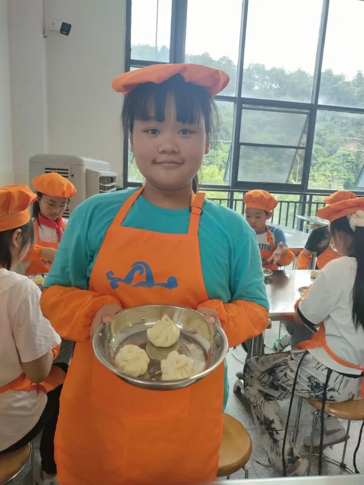 “烹”然心动,“包”出精彩 ——状元小学2024年春季五年级食育课程 第27张