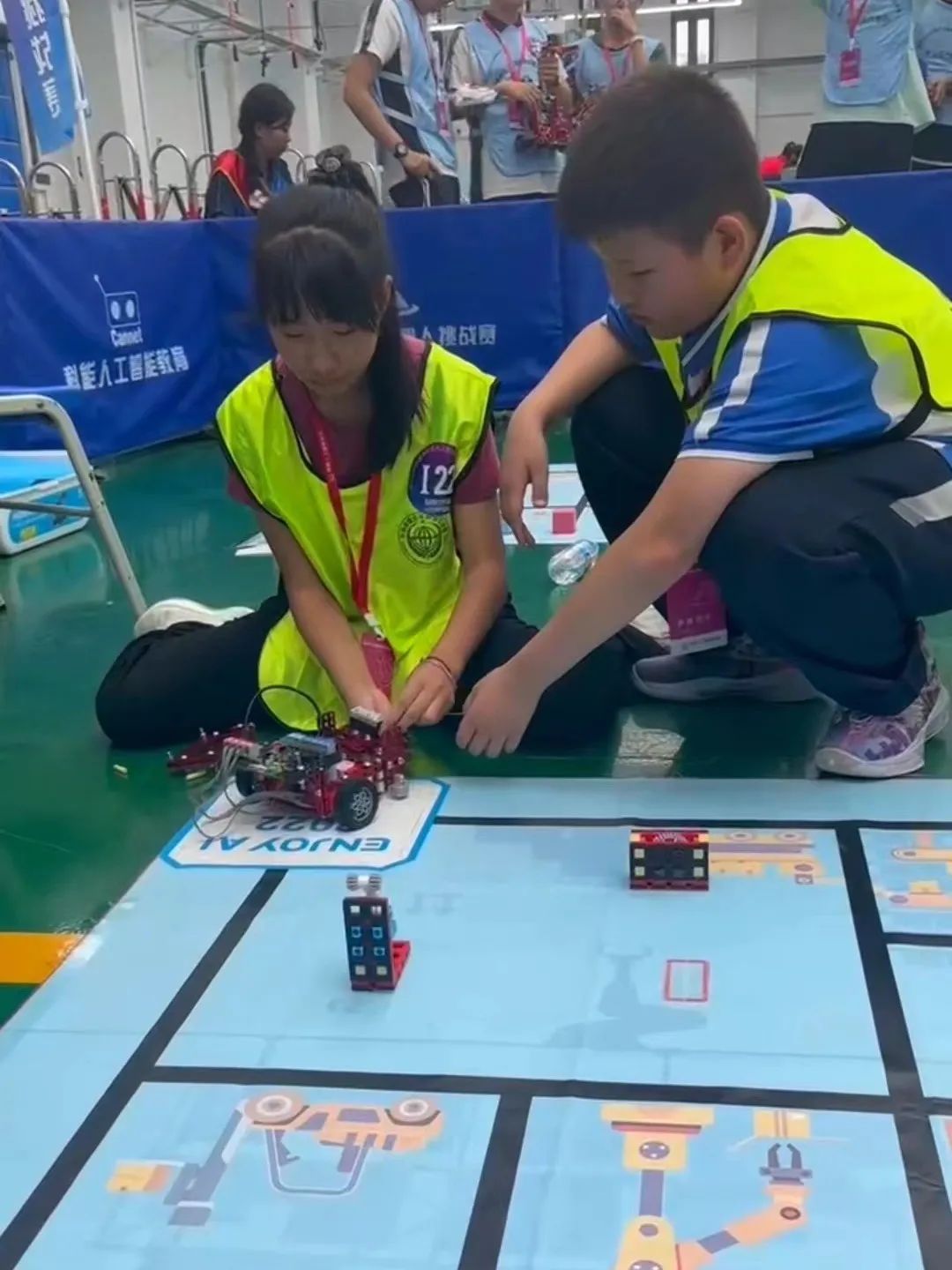 喜报|平和县小溪中心小学代表队在漳州市第四届人工智能与机器人挑战赛上喜获佳绩! 第13张 喜报|平和县小溪中心小学代表队在漳州市第四届人工智能与机器人挑战赛上喜获佳绩! 第13张