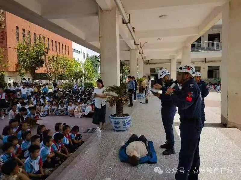 袁寨中心小学:开展专业培训 提升自救本领 第5张 袁寨中心小学:开展专业培训 提升自救本领 第5张