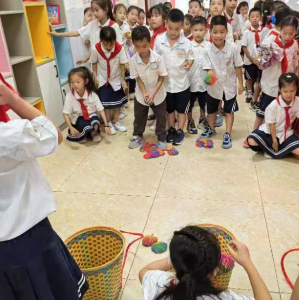 红领巾爱祖国——桂平市福新小学庆“六一”系列活动 第37张