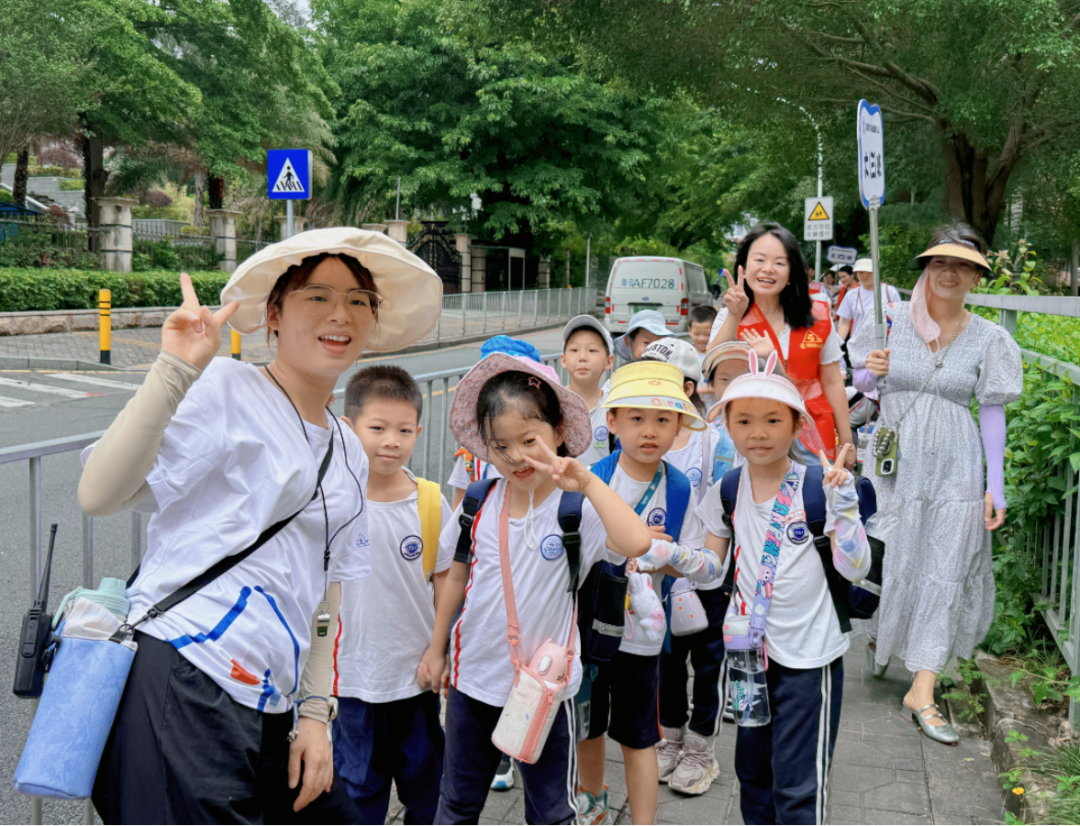 趣探小学 筑梦成长——金湖幼儿园大班组参观银湖实验小学 第33张 趣探小学 筑梦成长——金湖幼儿园大班组参观银湖实验小学 第33张