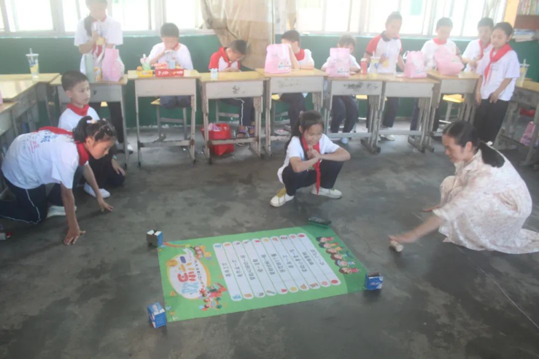 武曲小学开展“童心童趣同成长”庆“六一”活动暨2024年校园文化节活动 第9张 武曲小学开展“童心童趣同成长”庆“六一”活动暨2024年校园文化节活动 第9张
