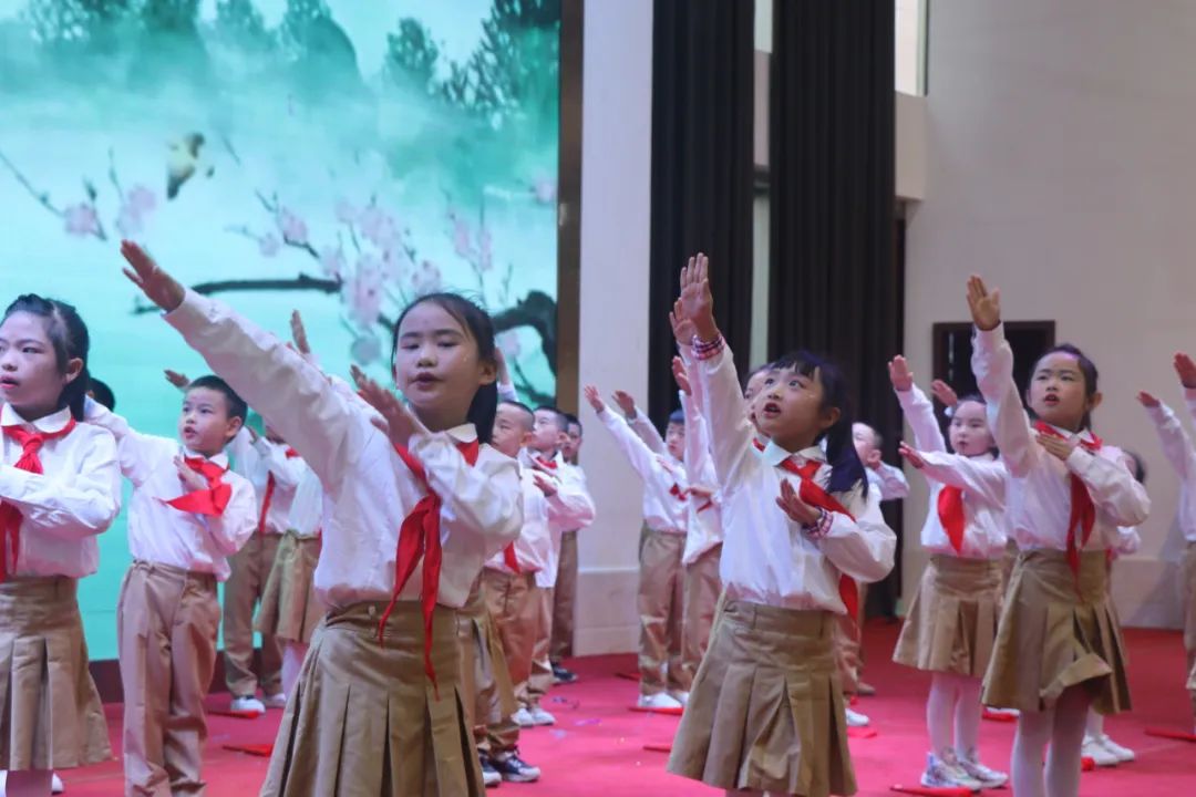 童心飞扬 梦想起航——曲靖经开区朝阳小学“六一”文艺汇演一年级专场 第57张 童心飞扬 梦想起航——曲靖经开区朝阳小学“六一”文艺汇演一年级专场 第57张