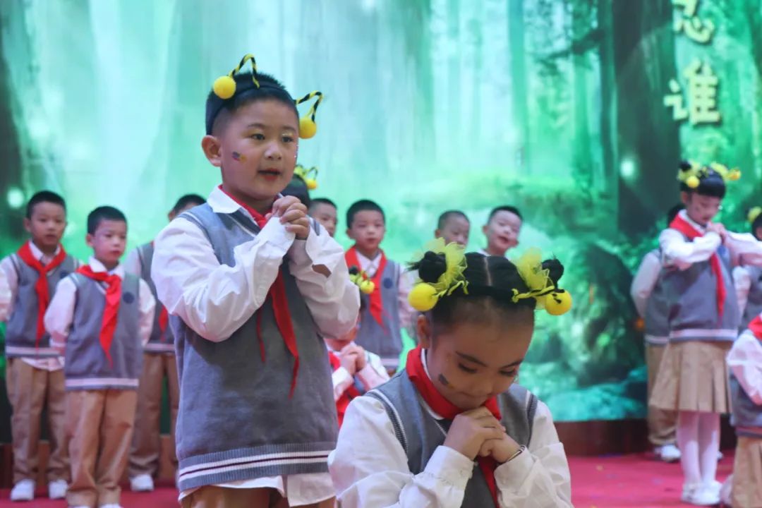 童心飞扬 梦想起航——曲靖经开区朝阳小学“六一”文艺汇演一年级专场 第103张 童心飞扬 梦想起航——曲靖经开区朝阳小学“六一”文艺汇演一年级专场 第103张