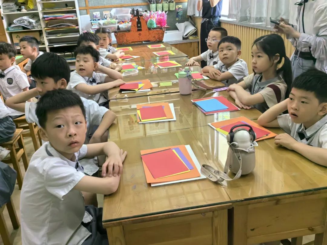 【雅趣童年】“趣”探小学,衔接有度——永嘉县博雅滨江幼儿园大班段参观小学活动 第75张 【雅趣童年】“趣”探小学,衔接有度——永嘉县博雅滨江幼儿园大班段参观小学活动 第75张