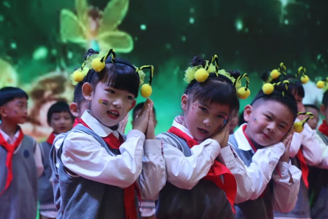 童心飞扬 梦想起航——曲靖经开区朝阳小学“六一”文艺汇演一年级专场 第106张 童心飞扬 梦想起航——曲靖经开区朝阳小学“六一”文艺汇演一年级专场 第106张