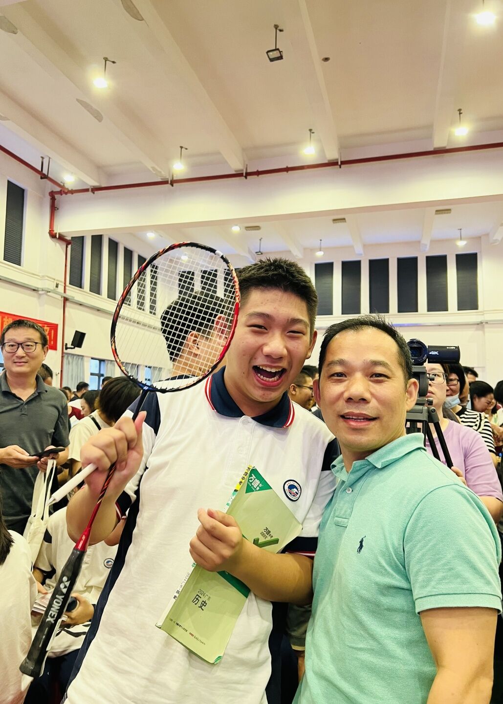 龙翔万里 决胜中考 ——广州市番禺区广铁一中铁英学校2024届初三年级中考冲刺动员大会 第62张 龙翔万里 决胜中考 ——广州市番禺区广铁一中铁英学校2024届初三年级中考冲刺动员大会 第62张