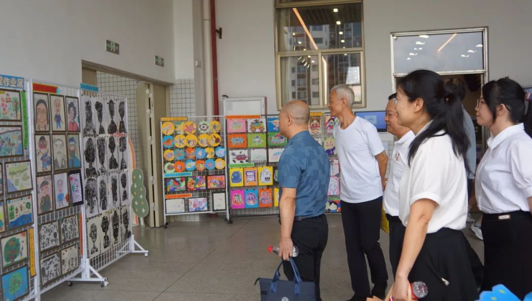 片区联研 I 东莞市小学美术城区片·水乡片区联片教研与第3期“七彩·菁师”教学展示活动暨“品质课堂·融合创新”专题式教学视导活动 第8张