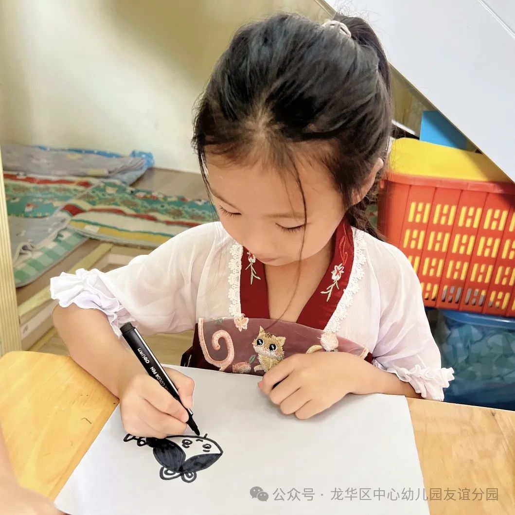 走进小学  共赴成长——海口市龙华区中心幼儿园友谊园幼小衔接系列活动(二) 第12张