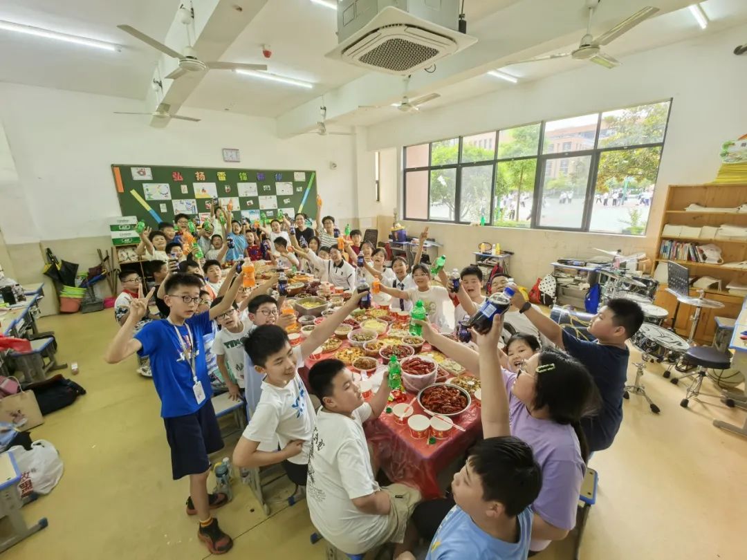与你童乐 童心同行——晋梅小学第九届艺术节学生素养大赛暨六一节目汇演 第59张 与你童乐 童心同行——晋梅小学第九届艺术节学生素养大赛暨六一节目汇演 第59张