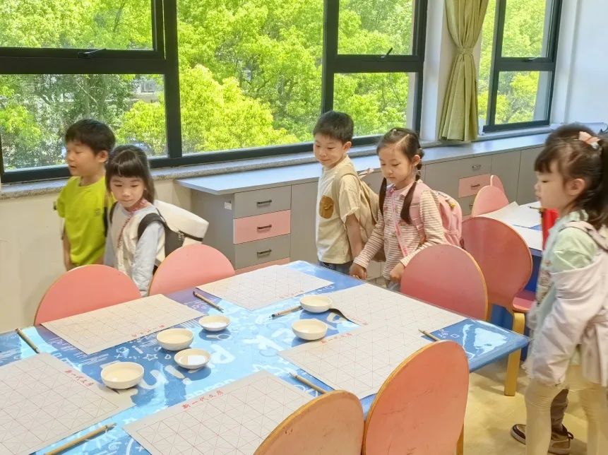 【悦享童趣】初探小学,礼遇成长——2024届大班毕业季活动之参观小学 第47张