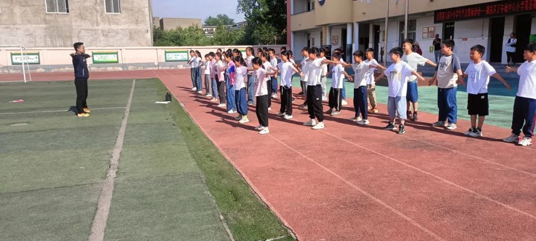 正午中心小学:深化教育交流 共促学生成长 第4张 正午中心小学:深化教育交流 共促学生成长 第4张