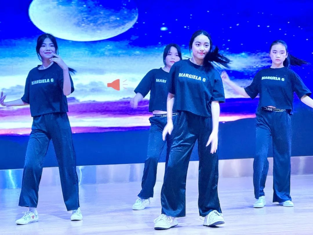 与你童乐 童心同行——晋梅小学第九届艺术节学生素养大赛暨六一节目汇演 第31张 与你童乐 童心同行——晋梅小学第九届艺术节学生素养大赛暨六一节目汇演 第31张
