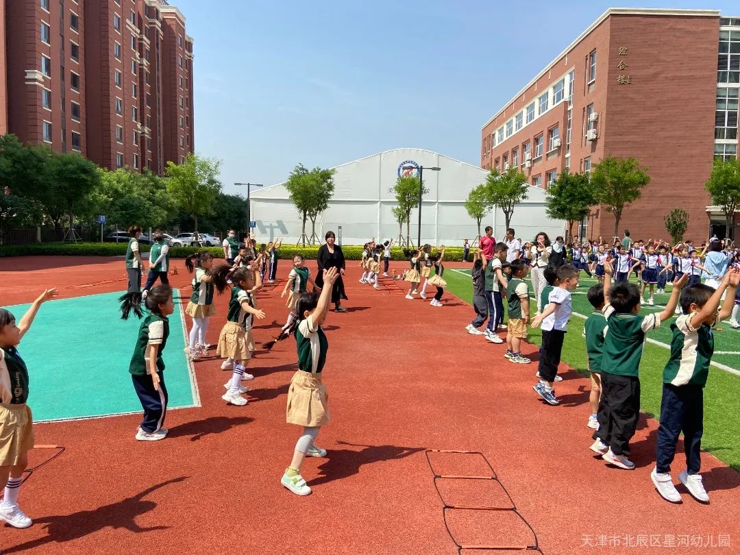 你好,小学!---星河幼儿园大班参观小学初体验! 第31张 你好,小学!---星河幼儿园大班参观小学初体验! 第31张