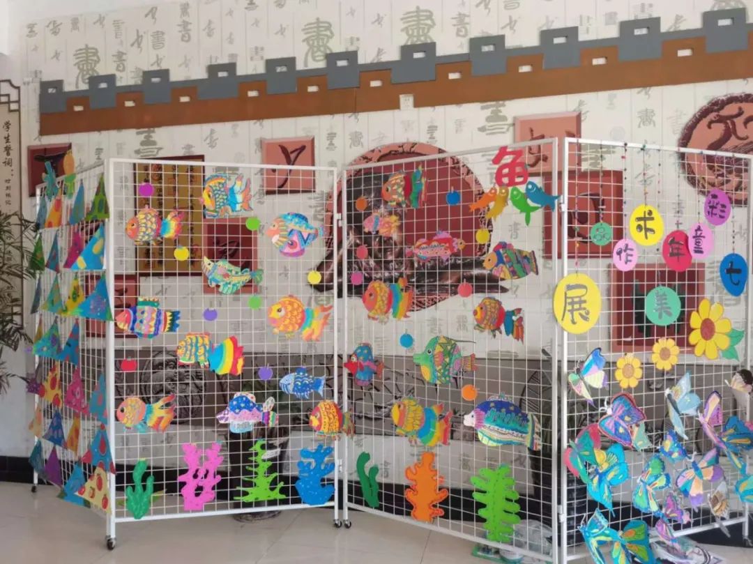 陵城区第二实验小学“七彩童年 ”美术展活动 第8张 陵城区第二实验小学“七彩童年 ”美术展活动 第8张