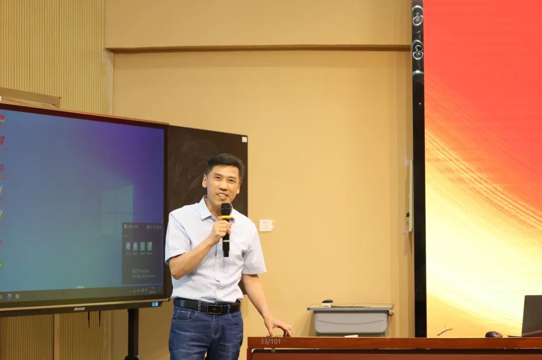 城区小学第二协作区“厚植爱国情怀 共筑伟大梦想”观摩研讨活动在宿州市金海小学举行 第15张 城区小学第二协作区“厚植爱国情怀 共筑伟大梦想”观摩研讨活动在宿州市金海小学举行 第15张